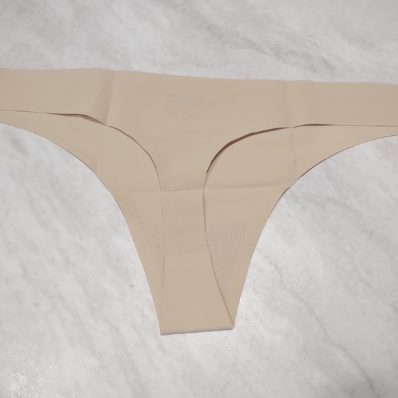 Bambody Thong - Picture 4 of 9